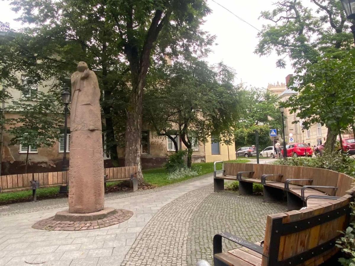 Вул Краківська 34 Не Далеко Від Ж Д Вокзалу Звітні Документи Apartment Lemberg